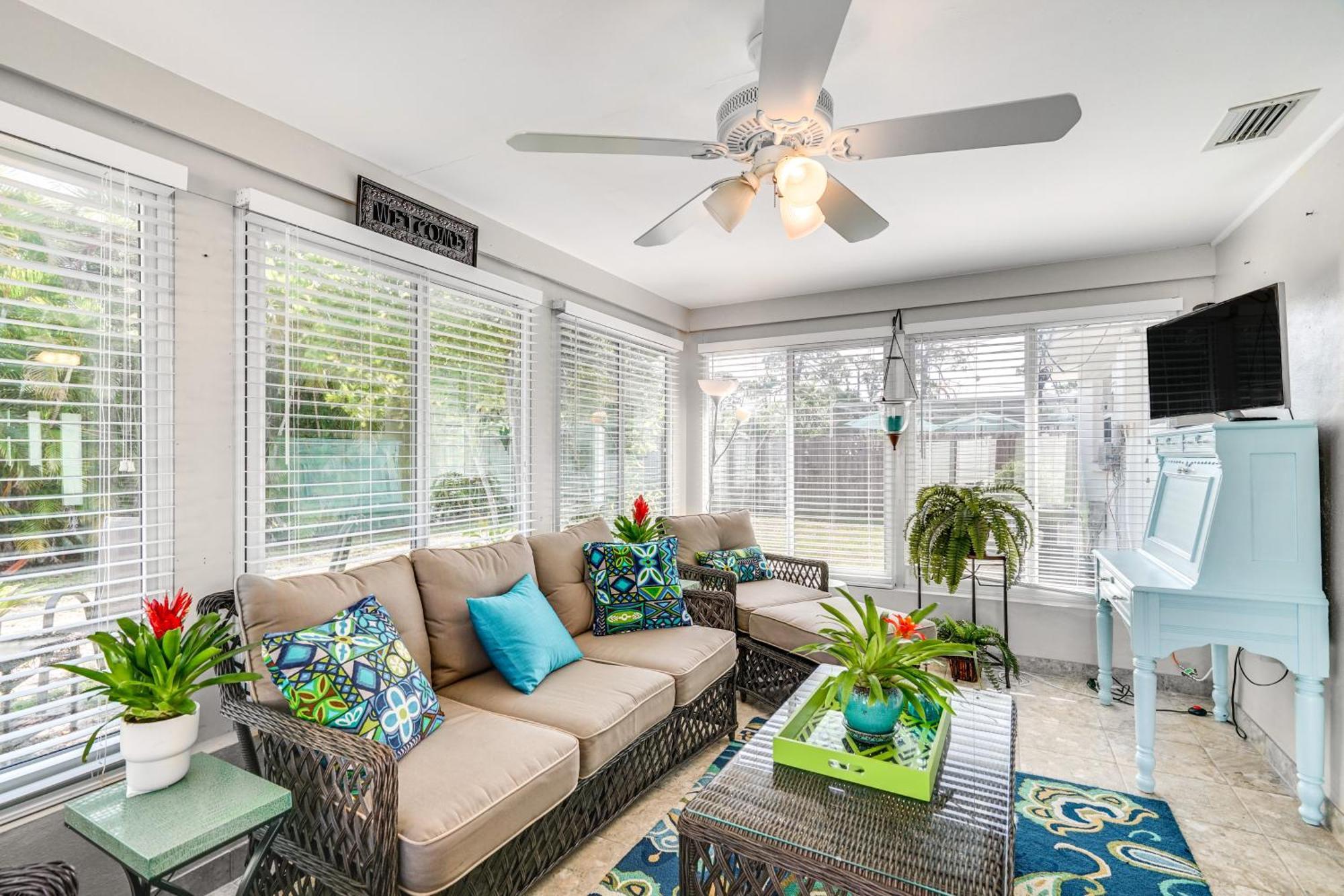 Fort Myers Bungalow - 12 Miles To The Beach! Экстерьер фото